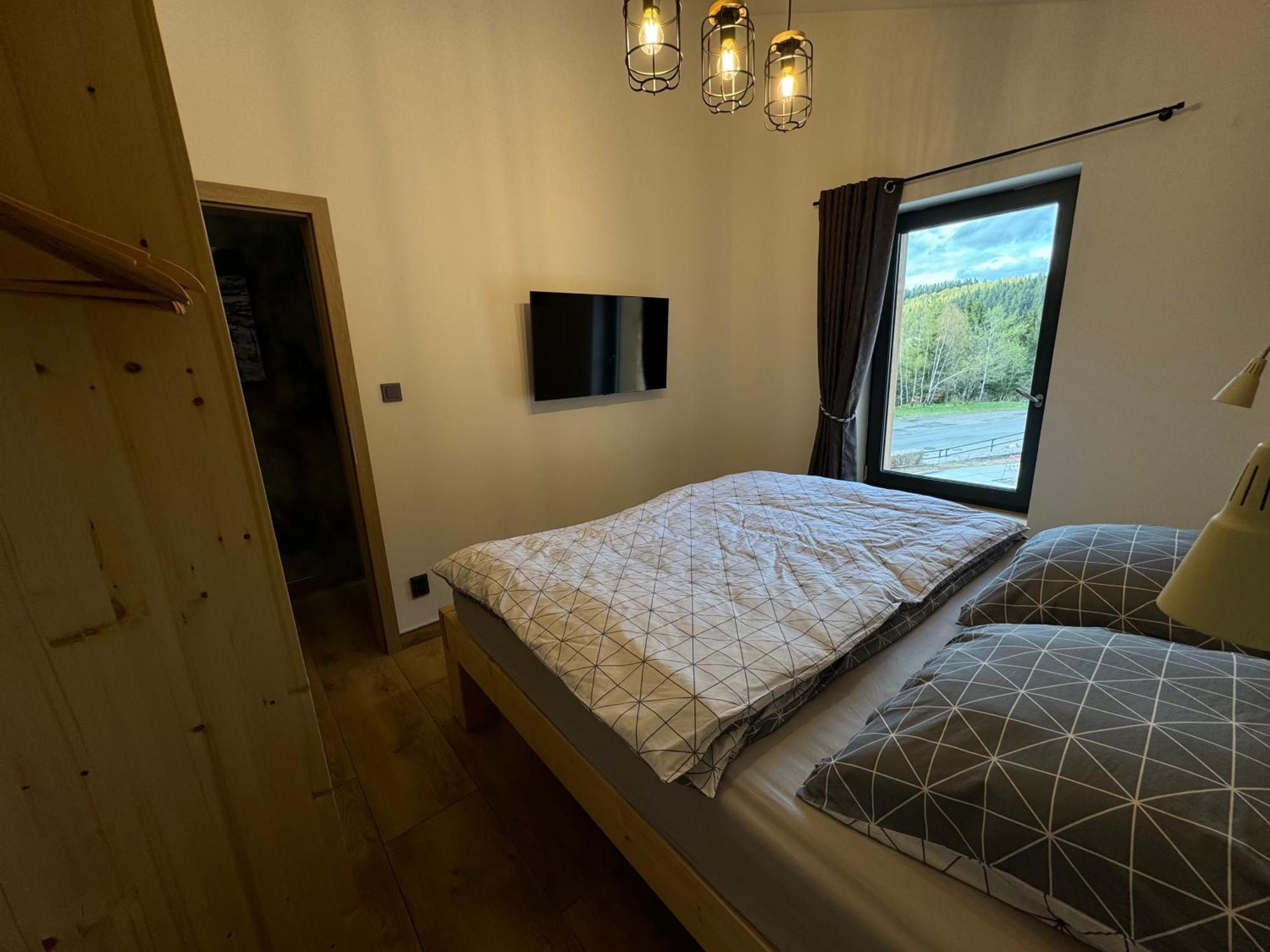 Flaje Apartmany Český Jiřetín المظهر الخارجي الصورة